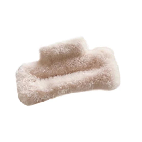 Large Fuzzy Claw