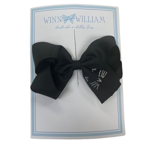 Black Cat Via Bow