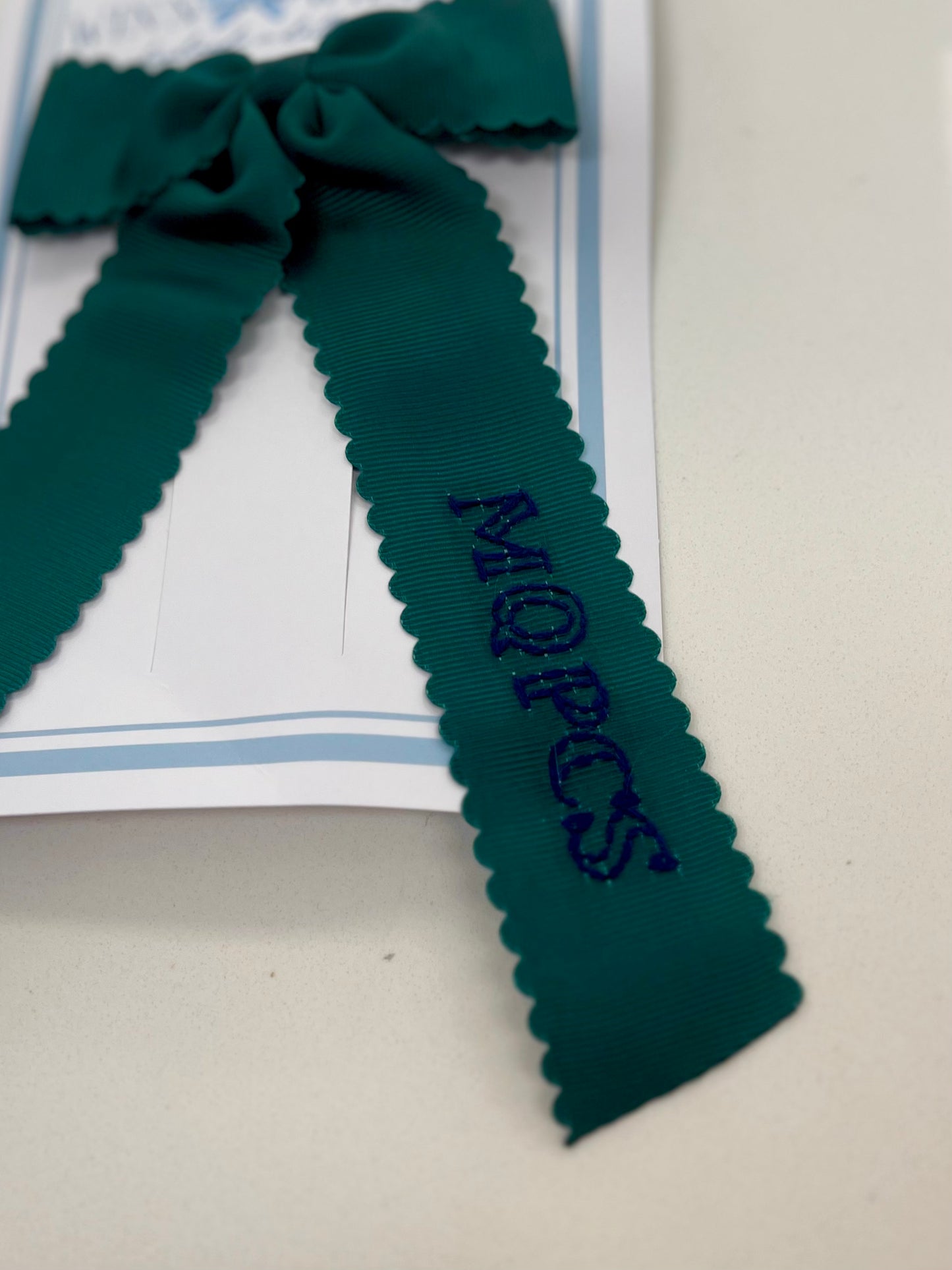 MQPCS Scallop Tail Bow